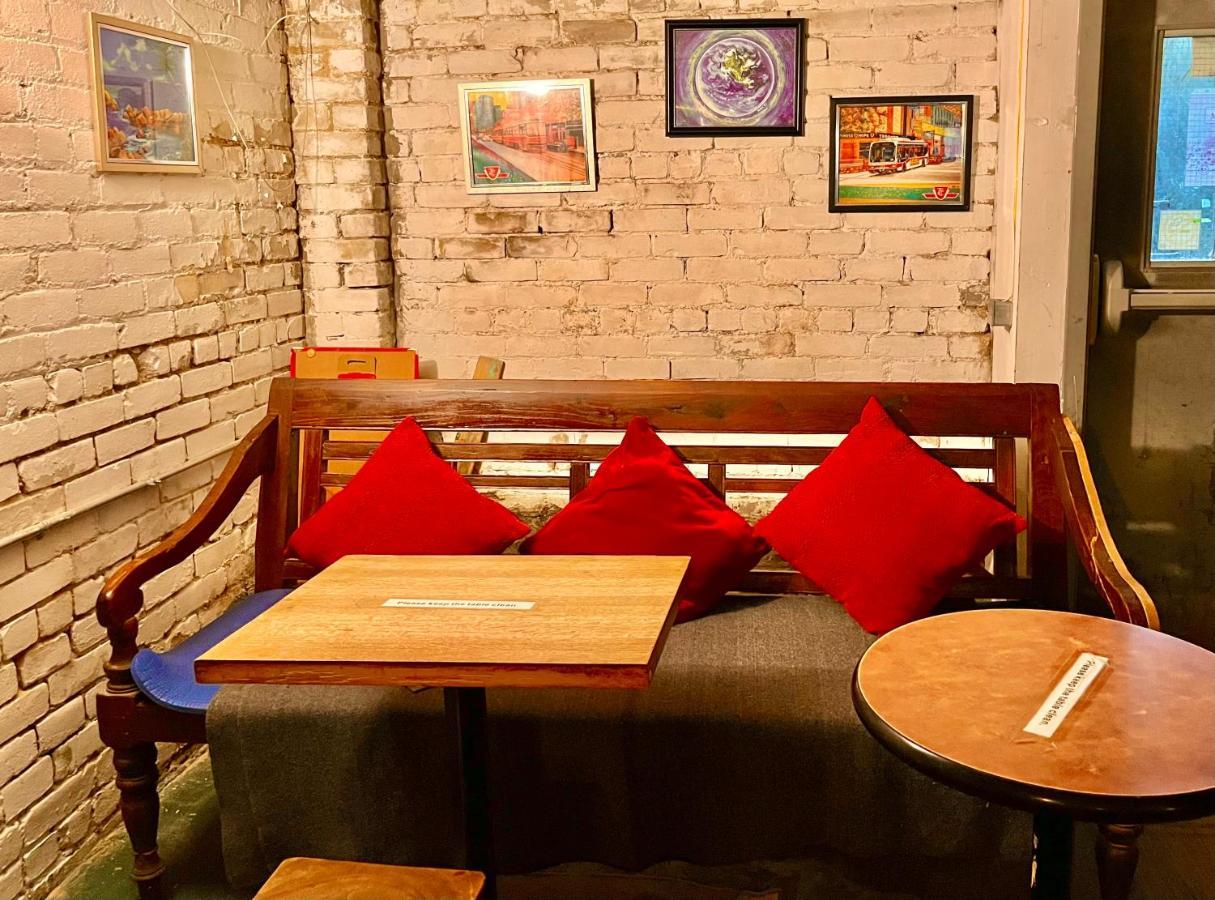 The Only Backpacker'S Inn (Adults Only) Toronto Buitenkant foto